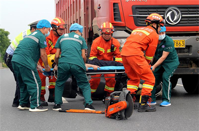 富宁九龙道路救援